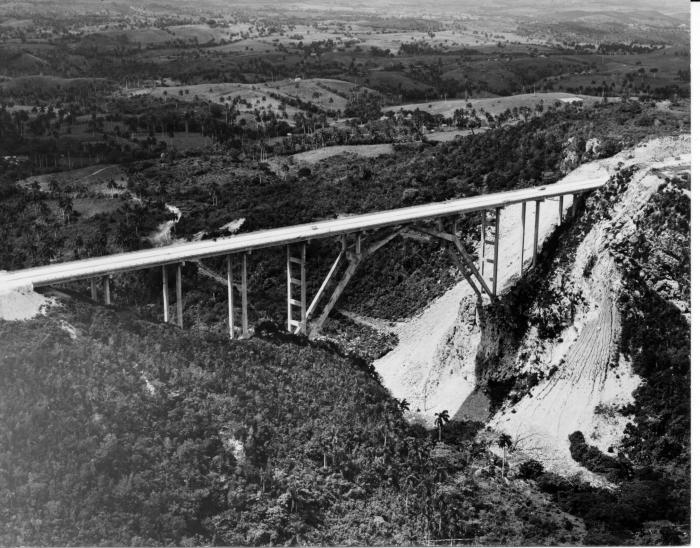 Puente de Bacunayagua
