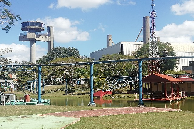 Lago artificial Expocuba Parque de
