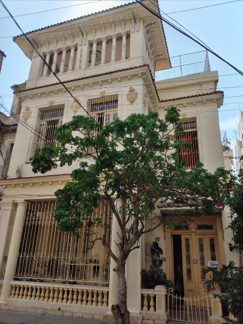 Palacete de Matías Varas en el barrio de la Pera