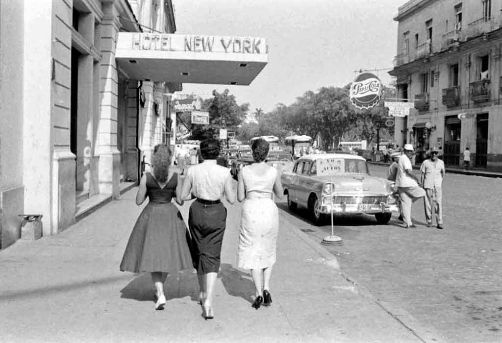 1950 62 Hotel New York calle dragones parque de la fraternidad pepsico chevy