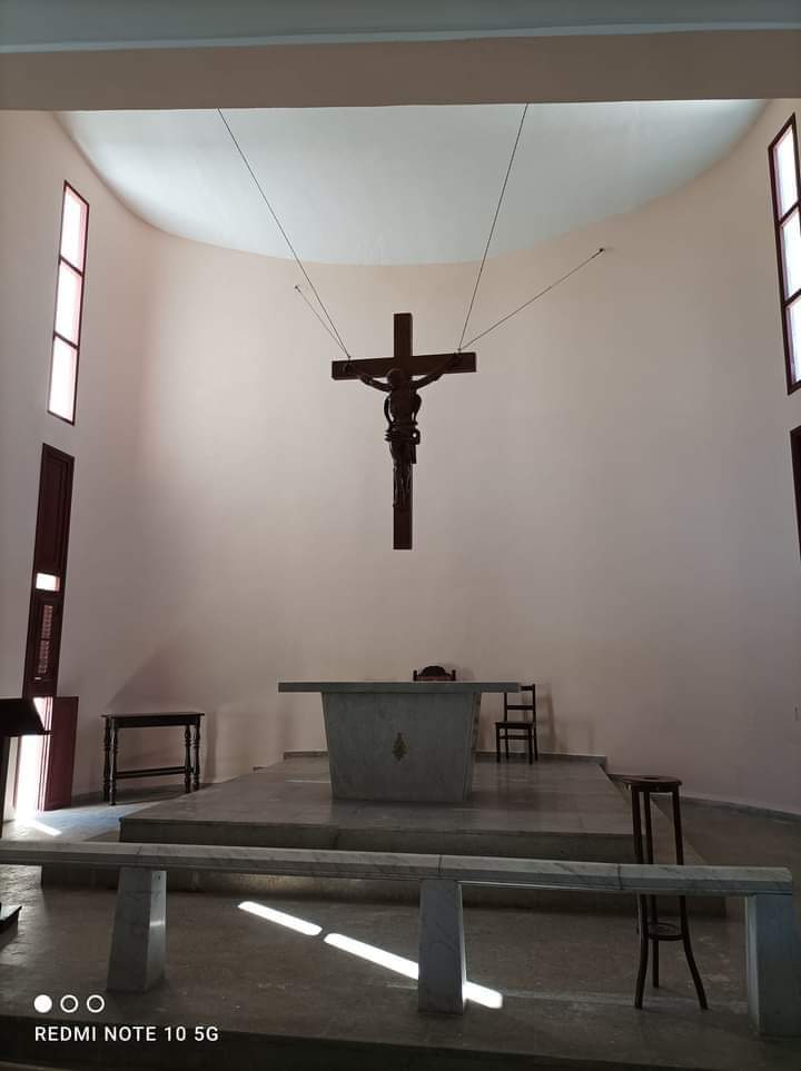 Iglesia de la Caridad Playa Baracoa altar