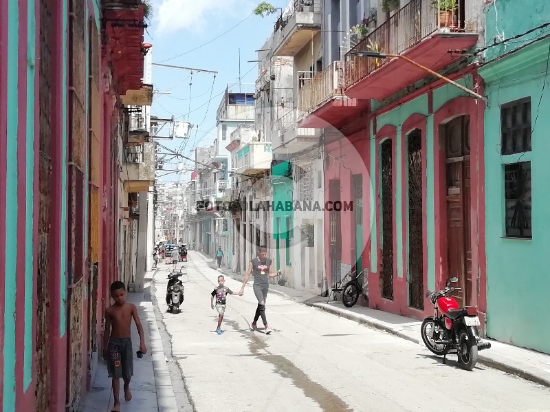 Calle Maloja Centro Habana