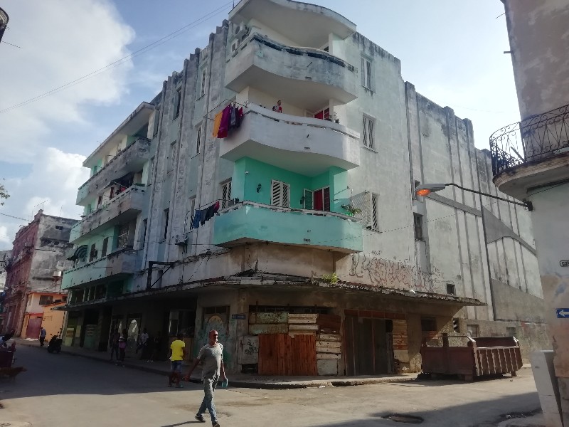 Cine Alkázar, La Habana en la la calle Consulado 
