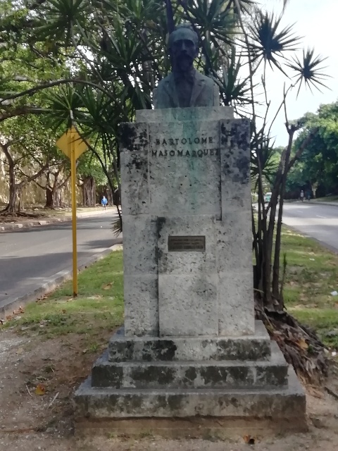 Monumento Bartolome Maso